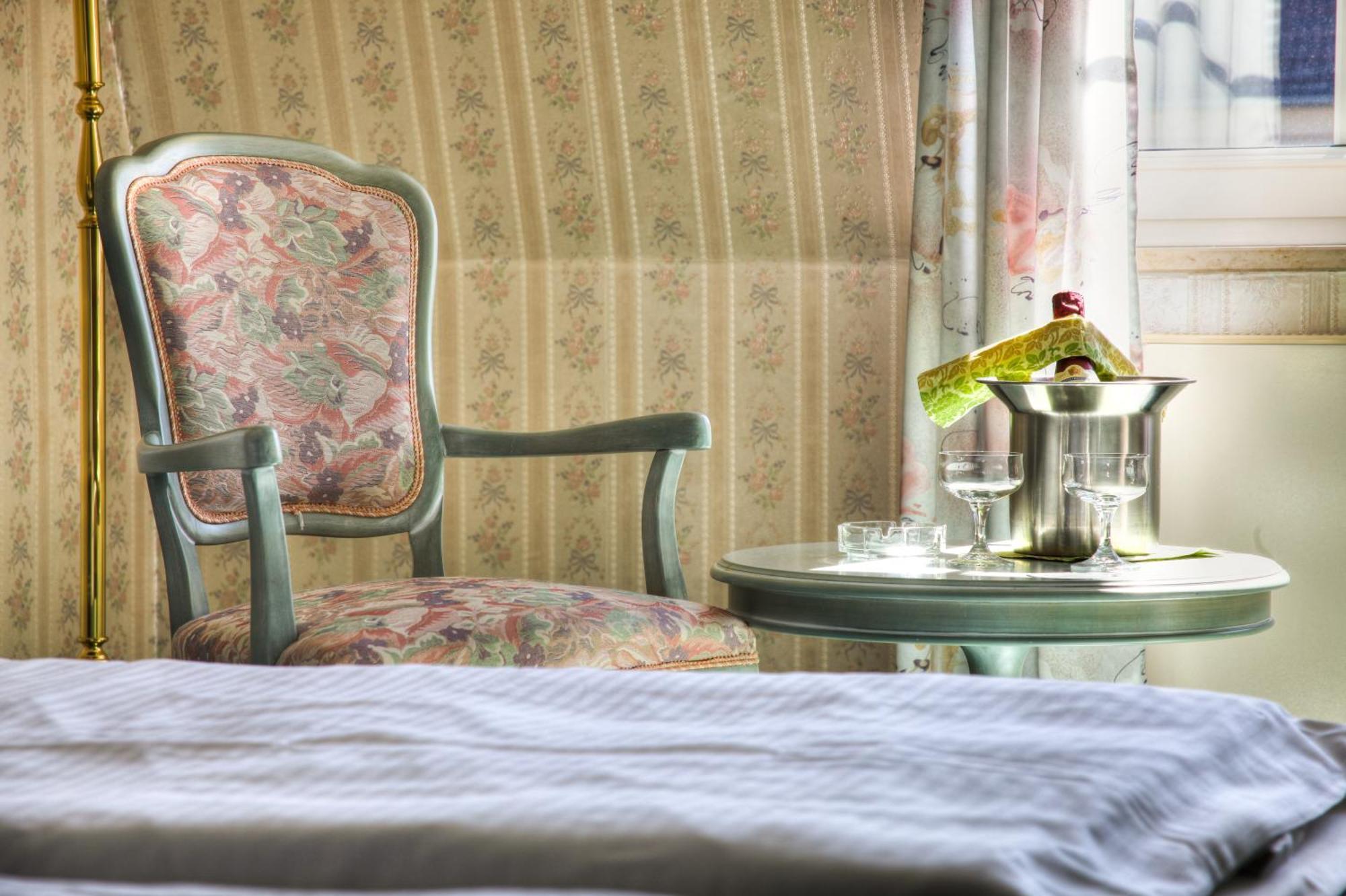 Hotel Am Markt Альтентрептов Экстерьер фото