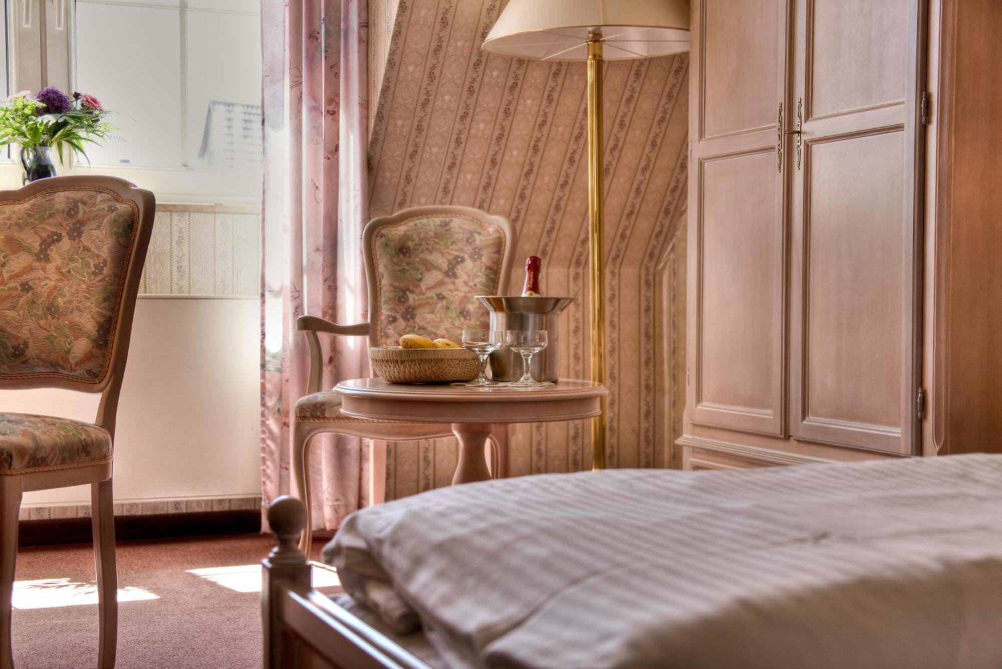Hotel Am Markt Альтентрептов Экстерьер фото